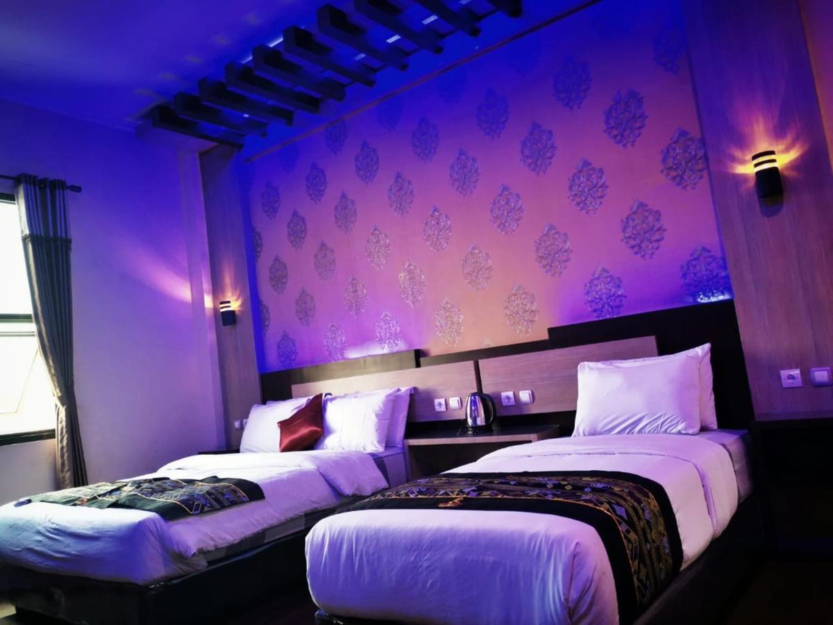 Oyo 822 Hotel Mukti Jaya Purwokerto Esterno foto