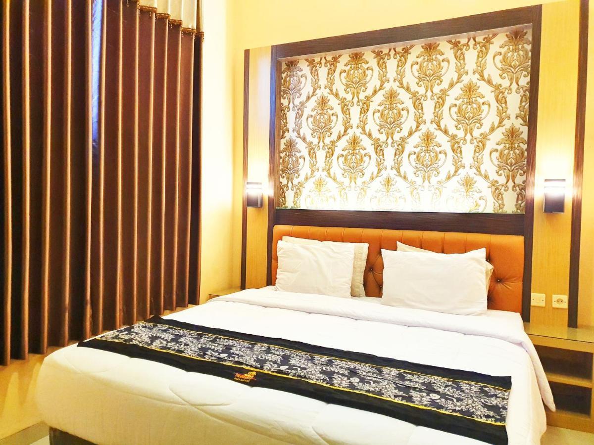 Oyo 822 Hotel Mukti Jaya Purwokerto Esterno foto