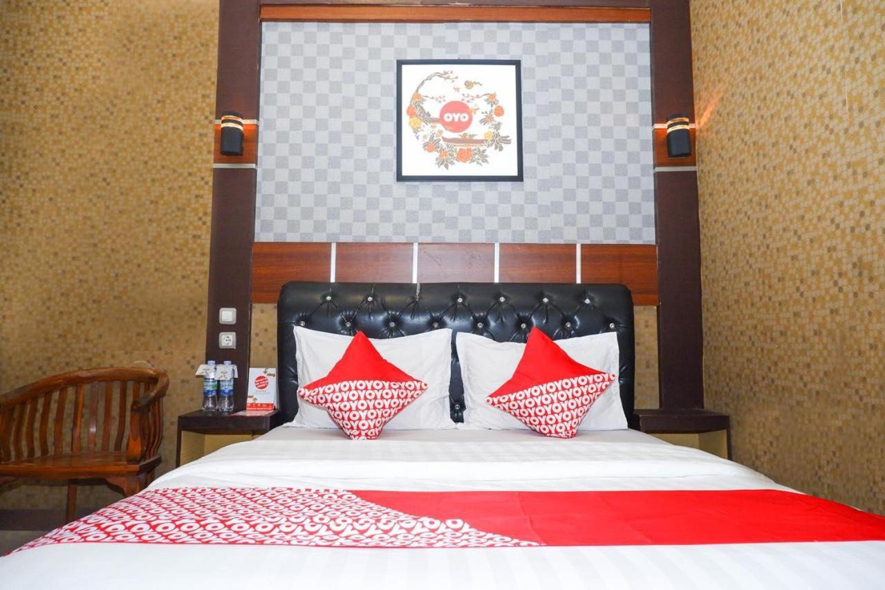 Oyo 822 Hotel Mukti Jaya Purwokerto Esterno foto